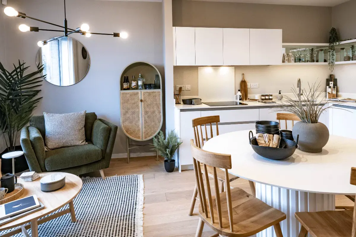 Open-plan kitchen diner, with the added benefits of a seating area. Perfect space for entertaining!